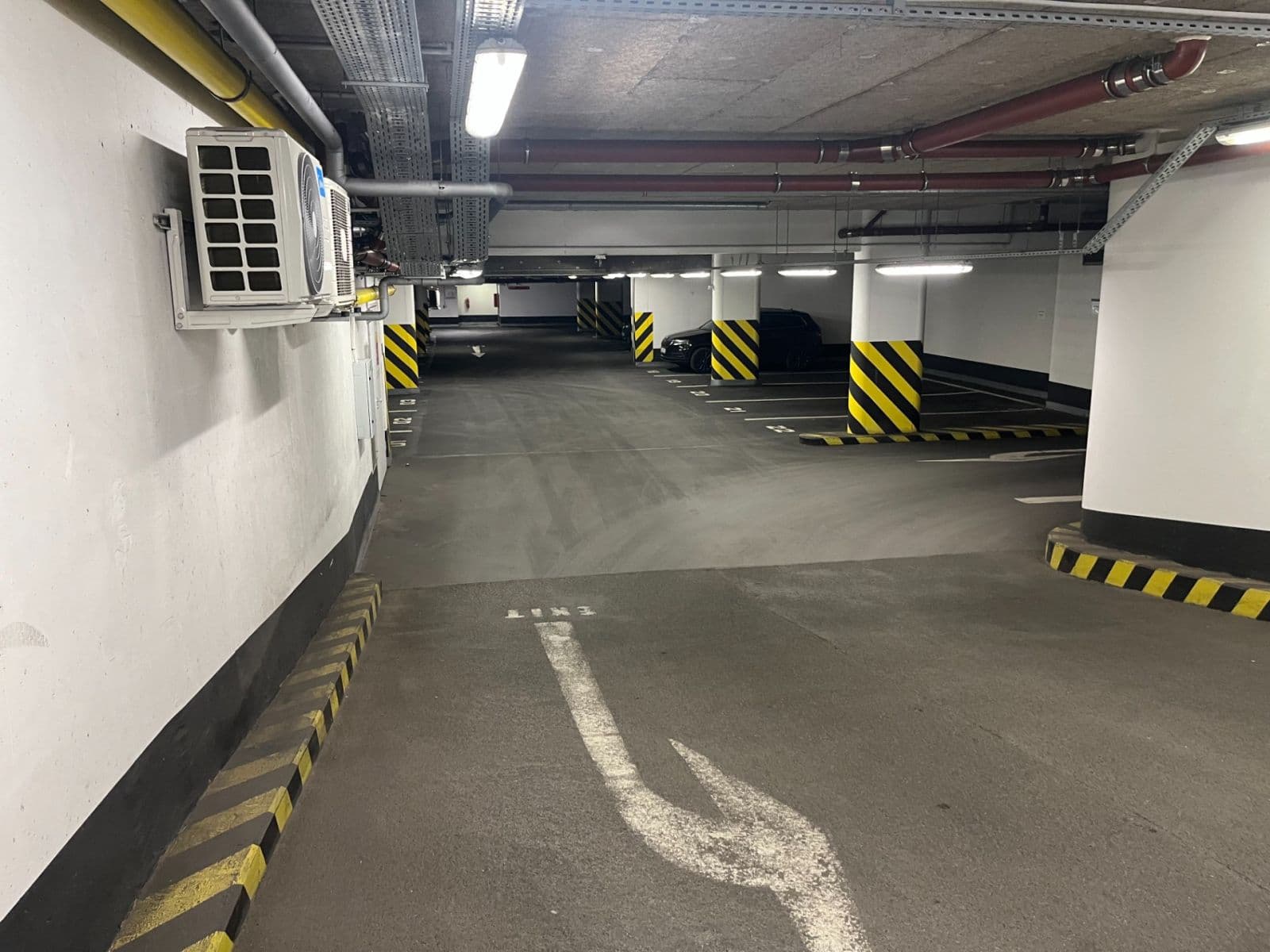 Prenájom garáže 16 m², Karla Engliše, Praha, Praha Prenájom garáže 16 m², Karla Engliše, Praha, Praha