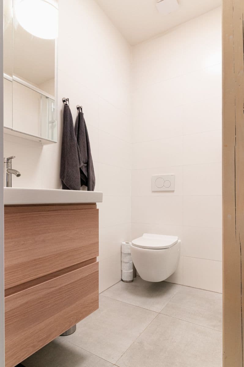 Prenájom bytu 2-izbový 45 m², Karlovo náměstí, Praha, Praha Prenájom bytu 2-izbový 45 m², Karlovo náměstí, Praha, Praha