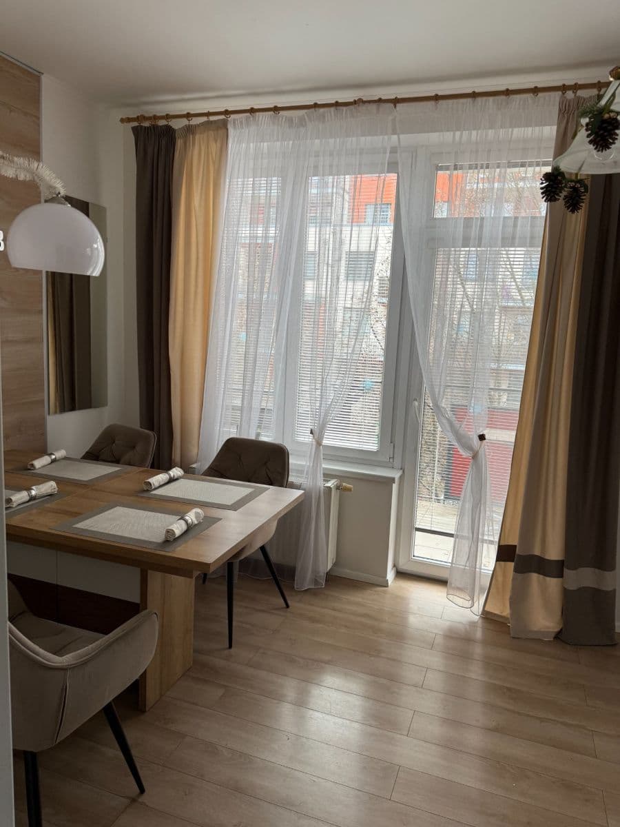 Predaj bytu 4-izbový 143 m², Pod Harfou, Praha, Praha Predaj bytu 4-izbový 143 m², Pod Harfou, Praha, Praha