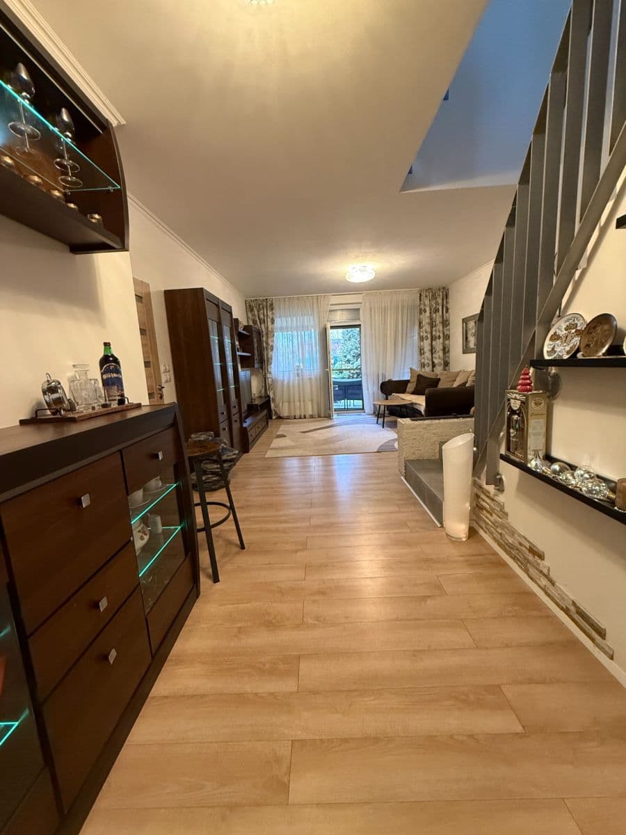 Predaj bytu 4-izbový 143 m², Pod Harfou, Praha, Praha Predaj bytu 4-izbový 143 m², Pod Harfou, Praha, Praha