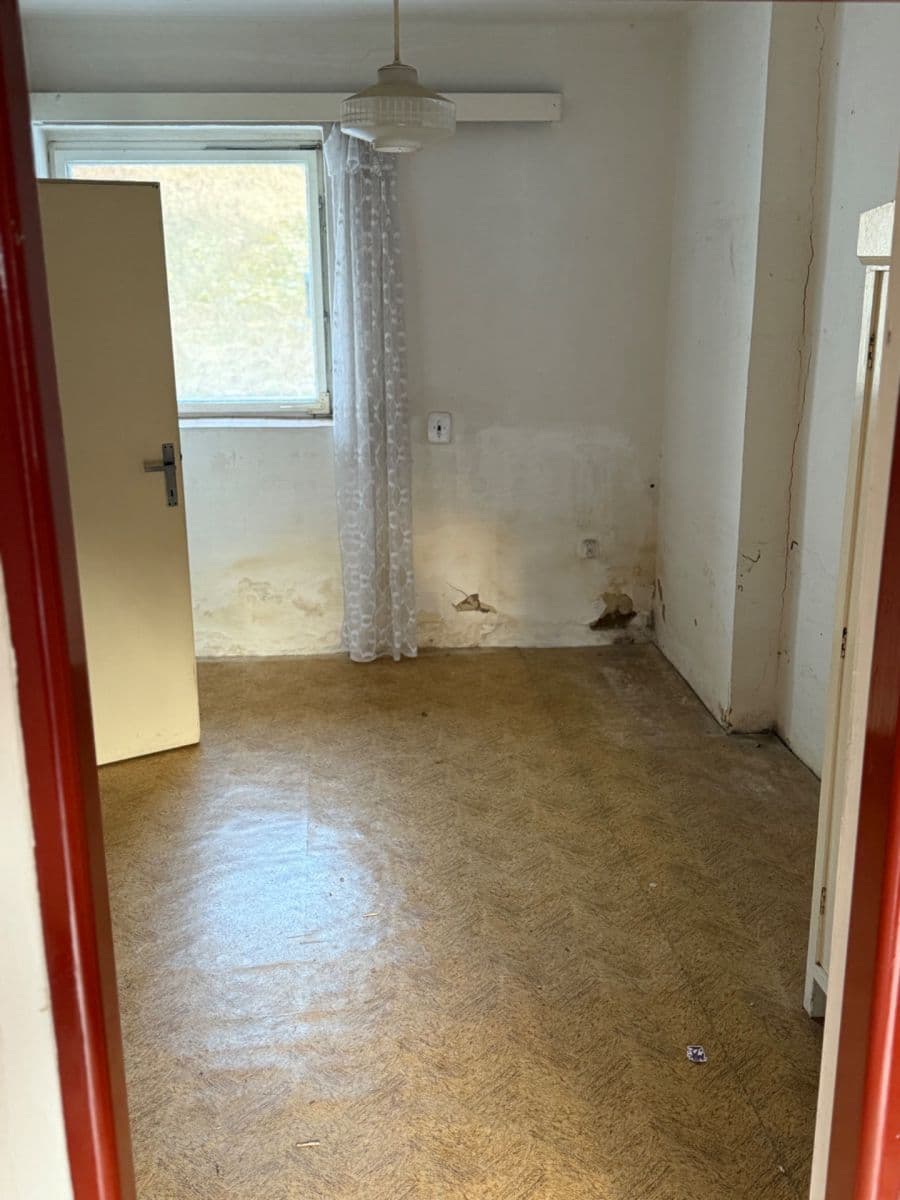 Predaj domu 82 m², pozemek 560 m², Václ. Šretra, Doksy, Středočeský kraj Predaj domu 82 m², pozemek 560 m², Václ. Šretra, Doksy, Středočeský kraj
