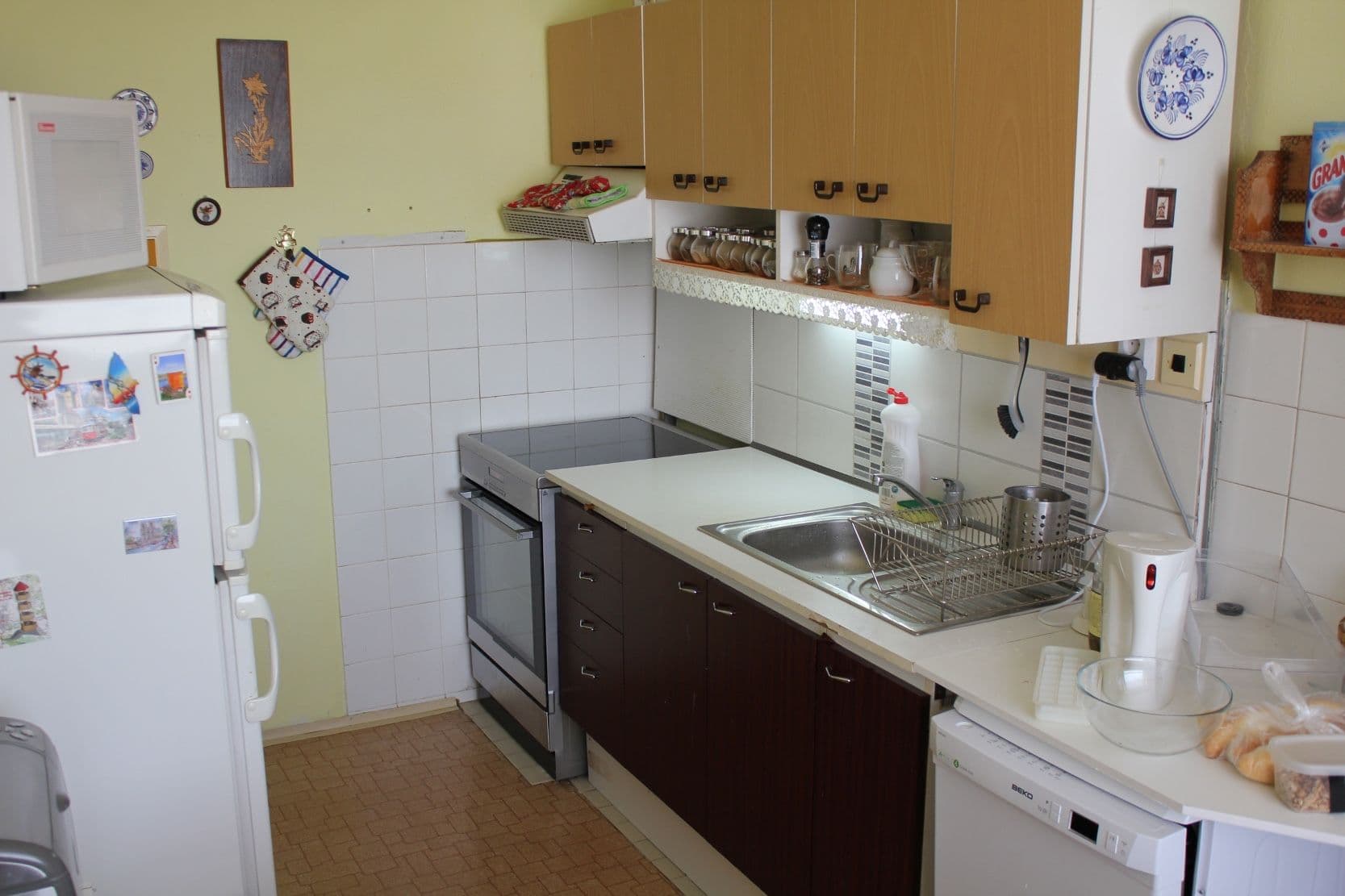 Prenájom bytu 4-izbový 100 m², Svážná, Brno, Jihomoravský kraj Prenájom bytu 4-izbový 100 m², Svážná, Brno, Jihomoravský kraj