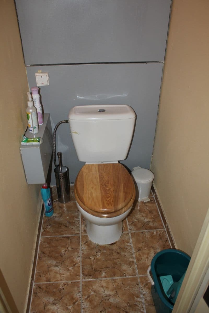 Prenájom bytu 4-izbový 100 m², Svážná, Brno, Jihomoravský kraj Prenájom bytu 4-izbový 100 m², Svážná, Brno, Jihomoravský kraj