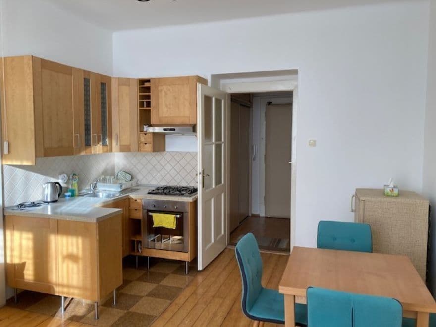 Prenájom bytu 2-izbový 38 m², Lounských, Praha, Praha Prenájom bytu 2-izbový 38 m², Lounských, Praha, Praha