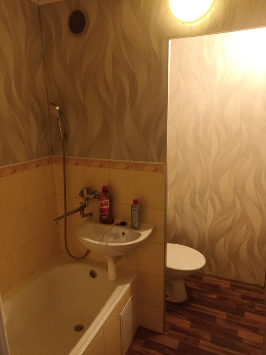 Prenájom bytu 1-izbový 40 m², Na Borku, Jirkov, Ústecký kraj Prenájom bytu 1-izbový 40 m², Na Borku, Jirkov, Ústecký kraj