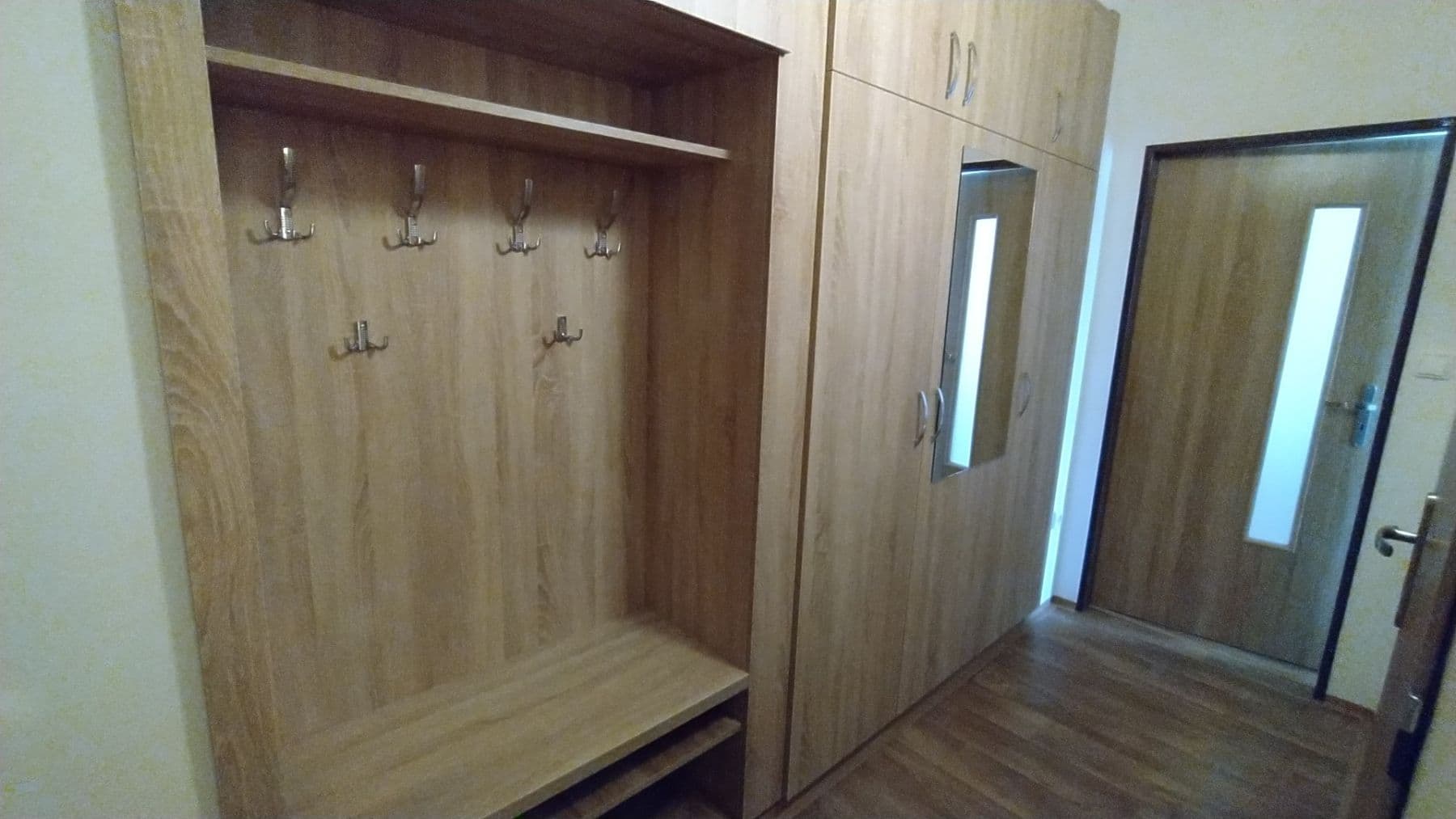 Prenájom bytu 3-izbový 63 m², Karla Čapka, Lomnice nad Popelkou, Liberecký kraj Prenájom bytu 3-izbový 63 m², Karla Čapka, Lomnice nad Popelkou, Liberecký kraj