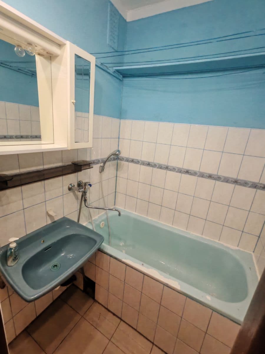 Predaj bytu 3-izbový 74 m², Tlapákova, Ostrava, Moravskoslezský kraj Predaj bytu 3-izbový 74 m², Tlapákova, Ostrava, Moravskoslezský kraj