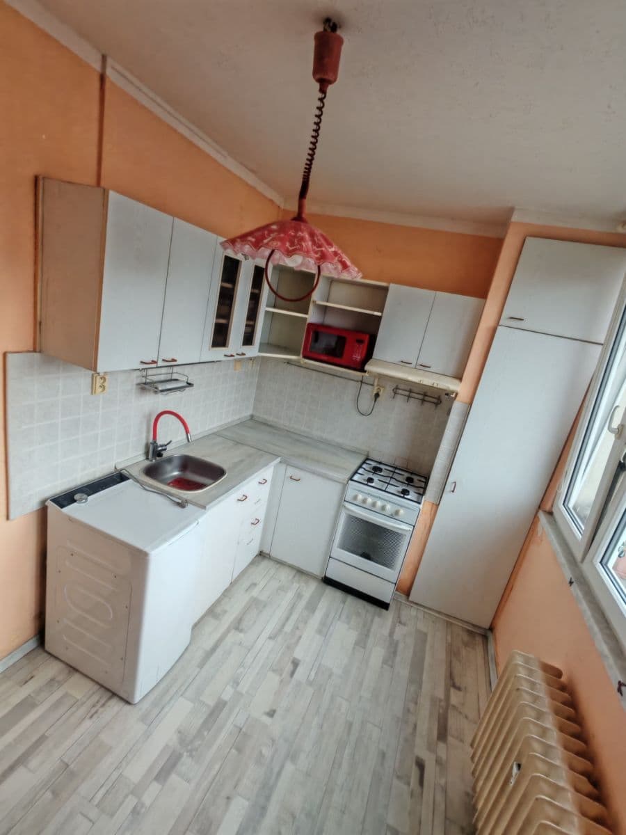 Predaj bytu 3-izbový 74 m², Tlapákova, Ostrava, Moravskoslezský kraj Predaj bytu 3-izbový 74 m², Tlapákova, Ostrava, Moravskoslezský kraj