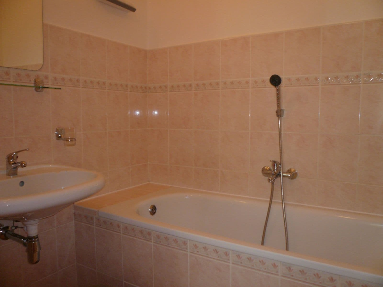 Prenájom bytu 1-izbový 43 m², Poupětova, Praha, Praha Prenájom bytu 1-izbový 43 m², Poupětova, Praha, Praha