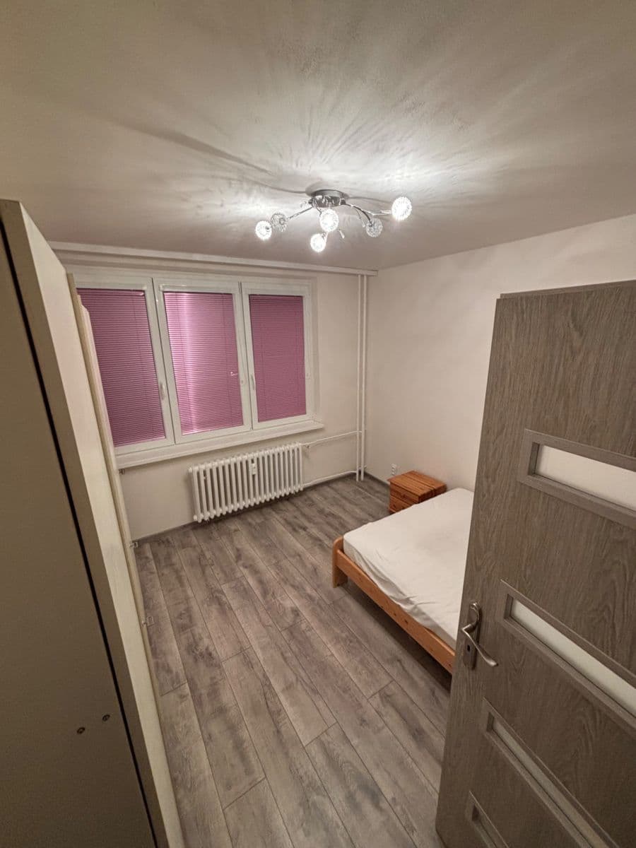 Predaj bytu 3-izbový 66 m², Na Kopci, Litvínov, Ústecký kraj Predaj bytu 3-izbový 66 m², Na Kopci, Litvínov, Ústecký kraj