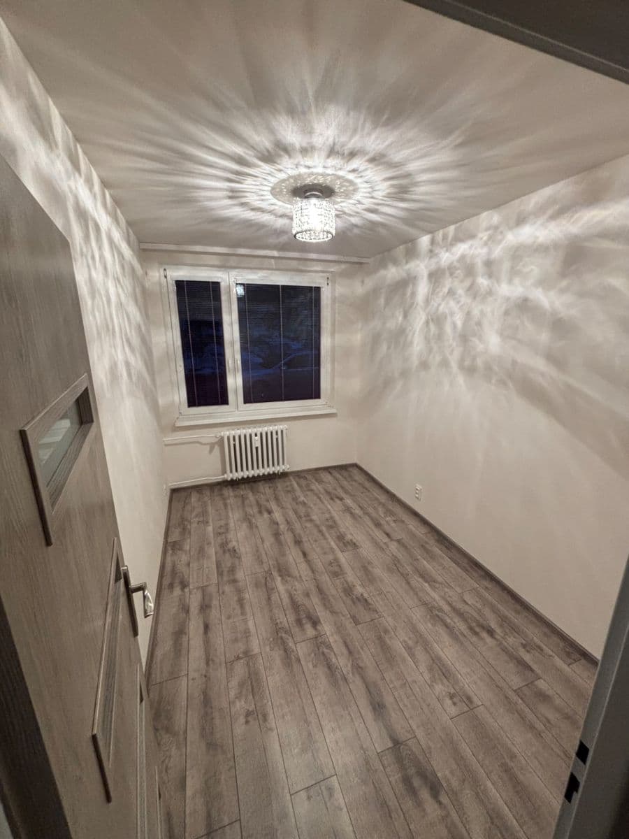 Predaj bytu 3-izbový 66 m², Na Kopci, Litvínov, Ústecký kraj Predaj bytu 3-izbový 66 m², Na Kopci, Litvínov, Ústecký kraj