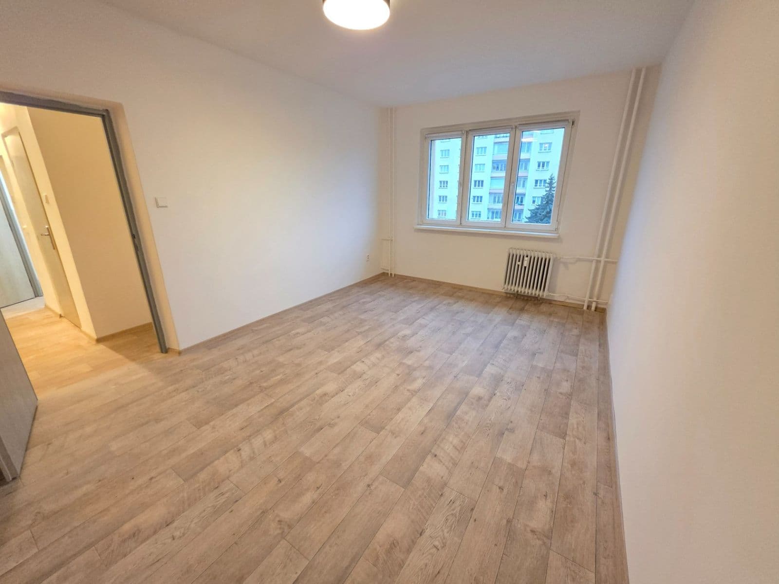Prenájom bytu 2-izbový 56 m², Jaroslava Vrchlického, Most, Ústecký kraj Prenájom bytu 2-izbový 56 m², Jaroslava Vrchlického, Most, Ústecký kraj