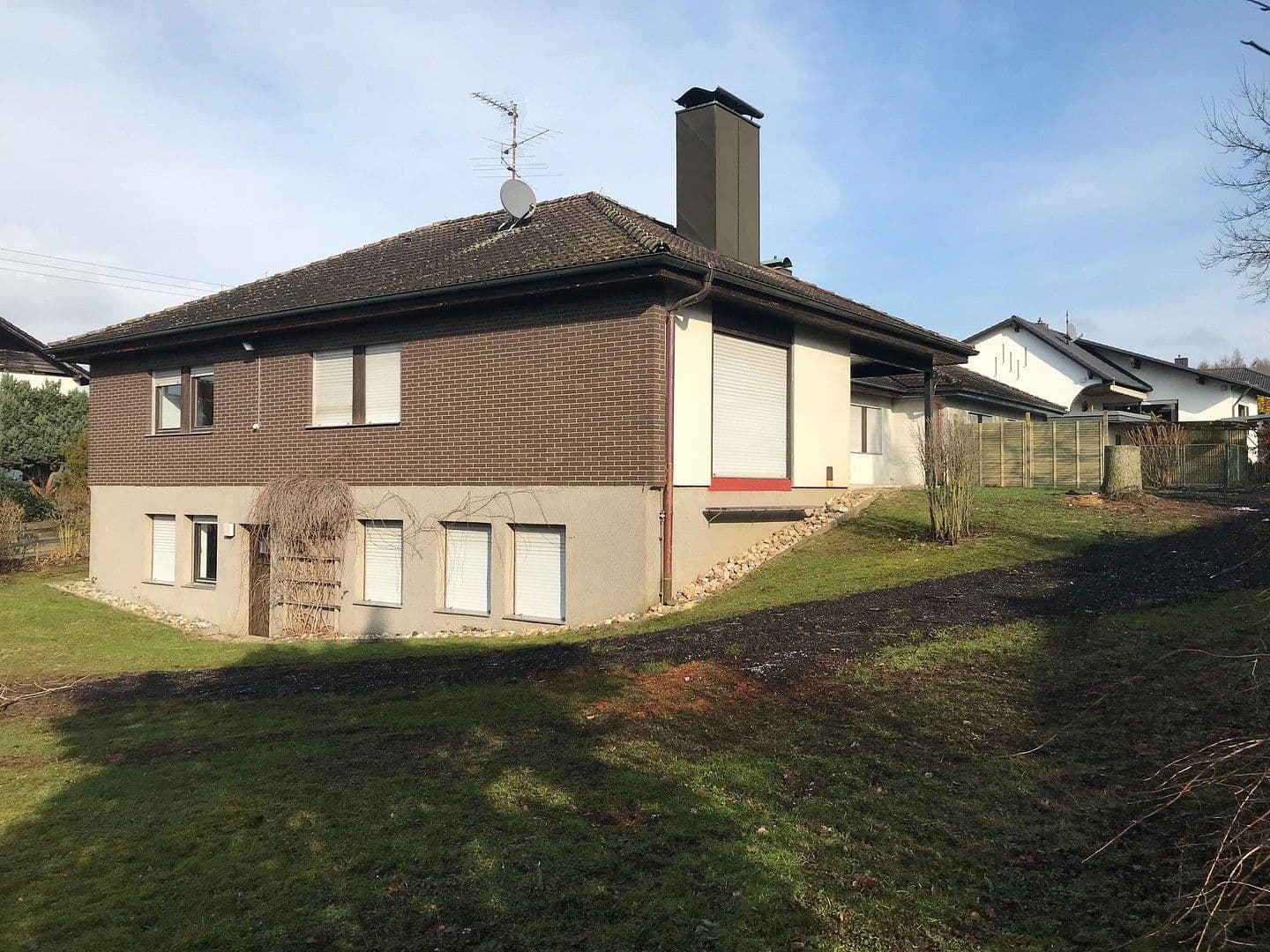 Predaj domu 208 m², pozemek 984 m², Schnaittach, Bavorsko Predaj domu 208 m², pozemek 984 m², Schnaittach, Bavorsko