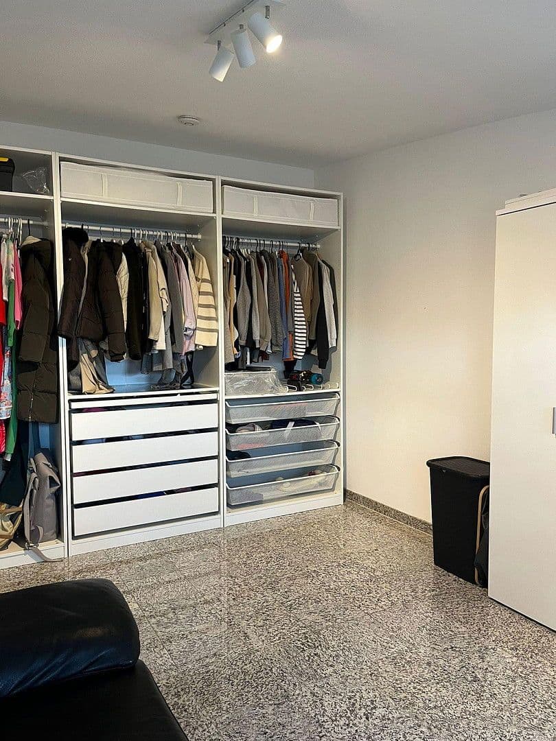 Prenájom bytu 3-izbový 86 m², Schultheißenstraße 21, Hameln, Dolné Sasko Prenájom bytu 3-izbový 86 m², Schultheißenstraße 21, Hameln, Dolné Sasko