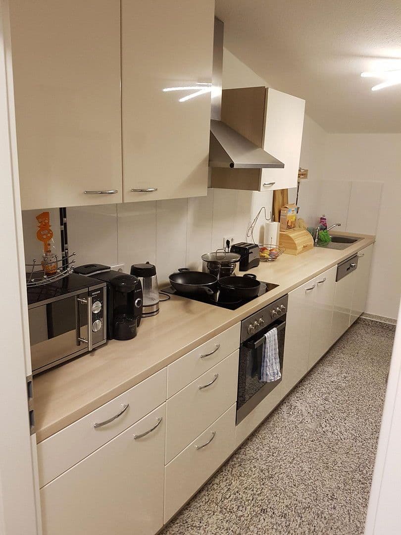 Prenájom bytu 3-izbový 86 m², Schultheißenstraße 21, Hameln, Dolné Sasko Prenájom bytu 3-izbový 86 m², Schultheißenstraße 21, Hameln, Dolné Sasko