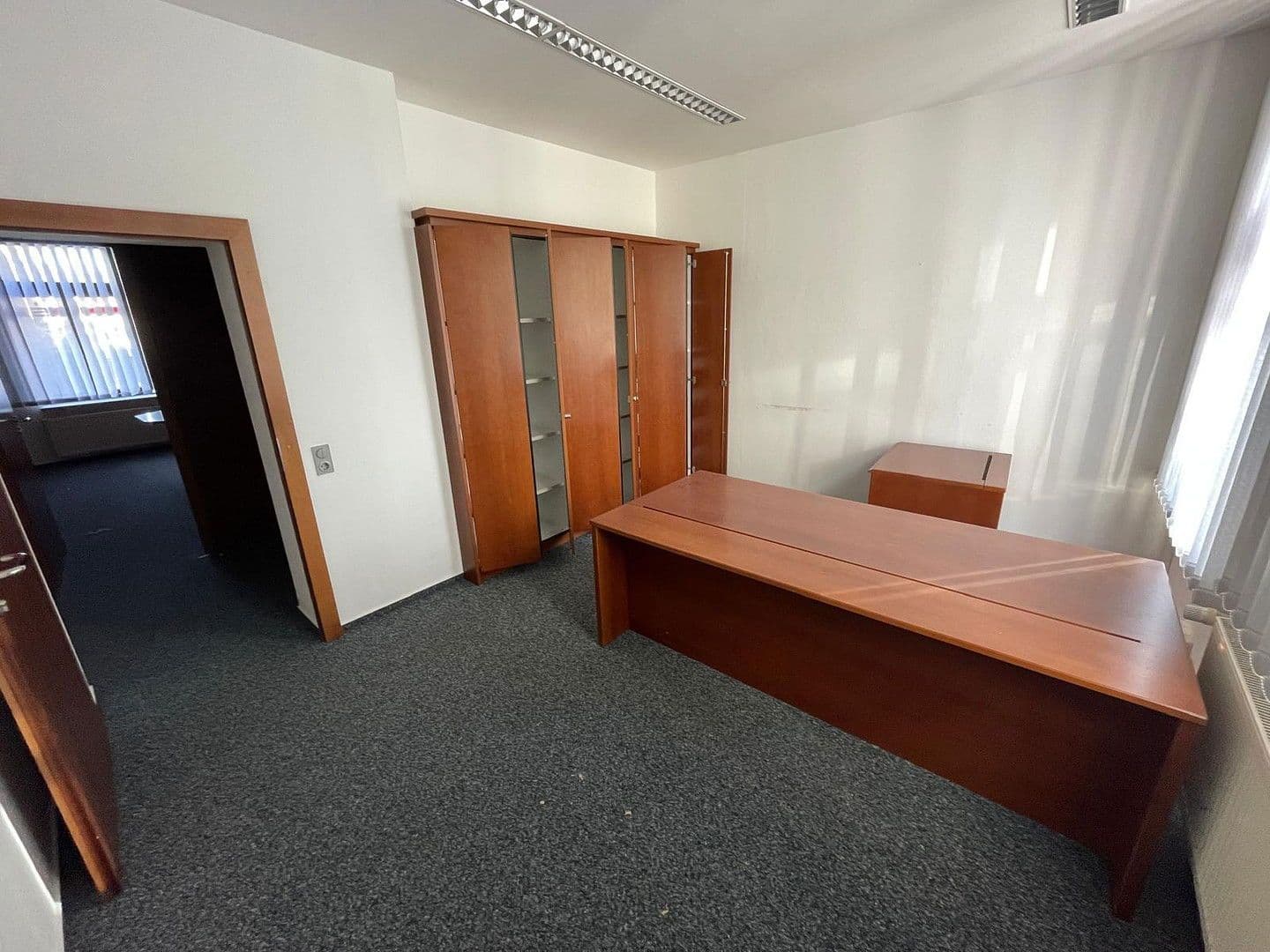 Prenájom kancelárie 168 m², Beethovenstraße 28, Plavno, Sasko Prenájom kancelárie 168 m², Beethovenstraße 28, Plavno, Sasko