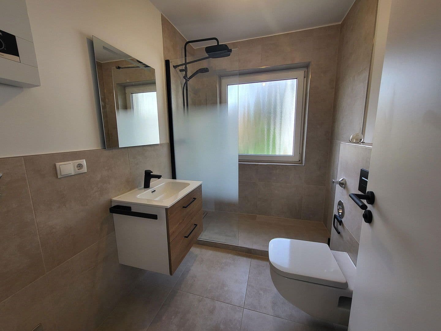 Prenájom bytu 2-izbový 64 m², Bonn, Severné Porýnie - Westfálsko Prenájom bytu 2-izbový 64 m², Bonn, Severné Porýnie - Westfálsko