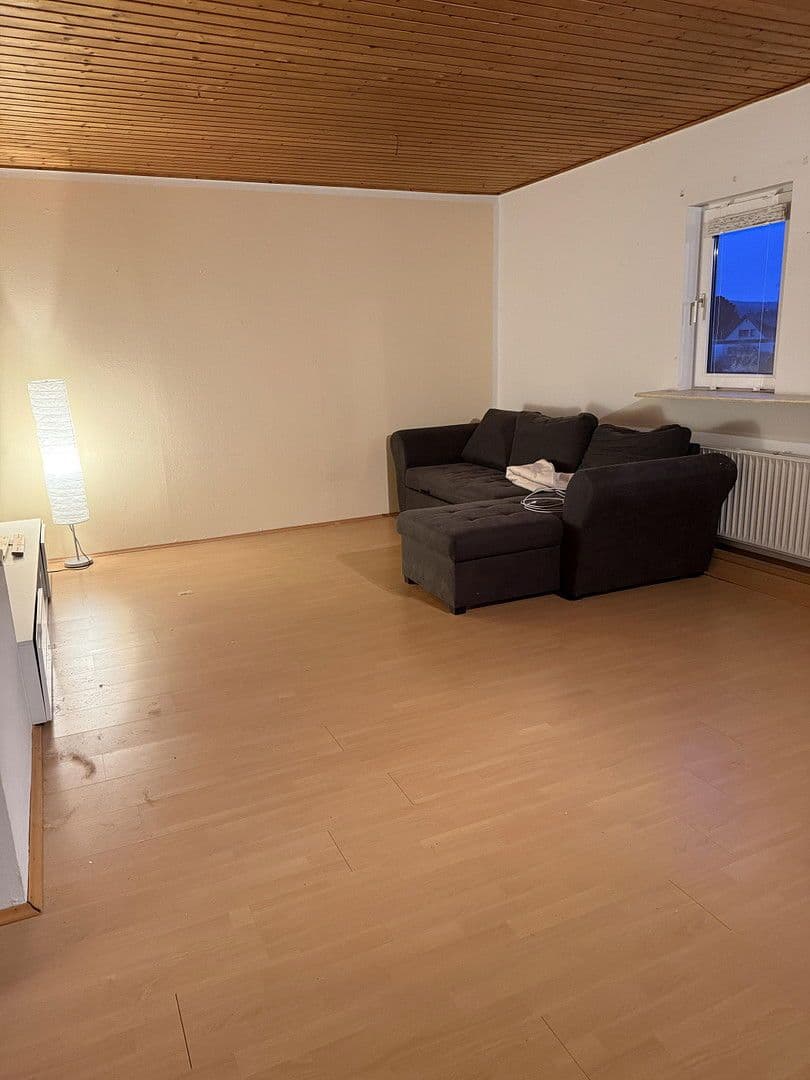 Prenájom bytu 2-izbový 55 m², Landstraße 47, Barsinghausen, Dolné Sasko Prenájom bytu 2-izbový 55 m², Landstraße 47, Barsinghausen, Dolné Sasko