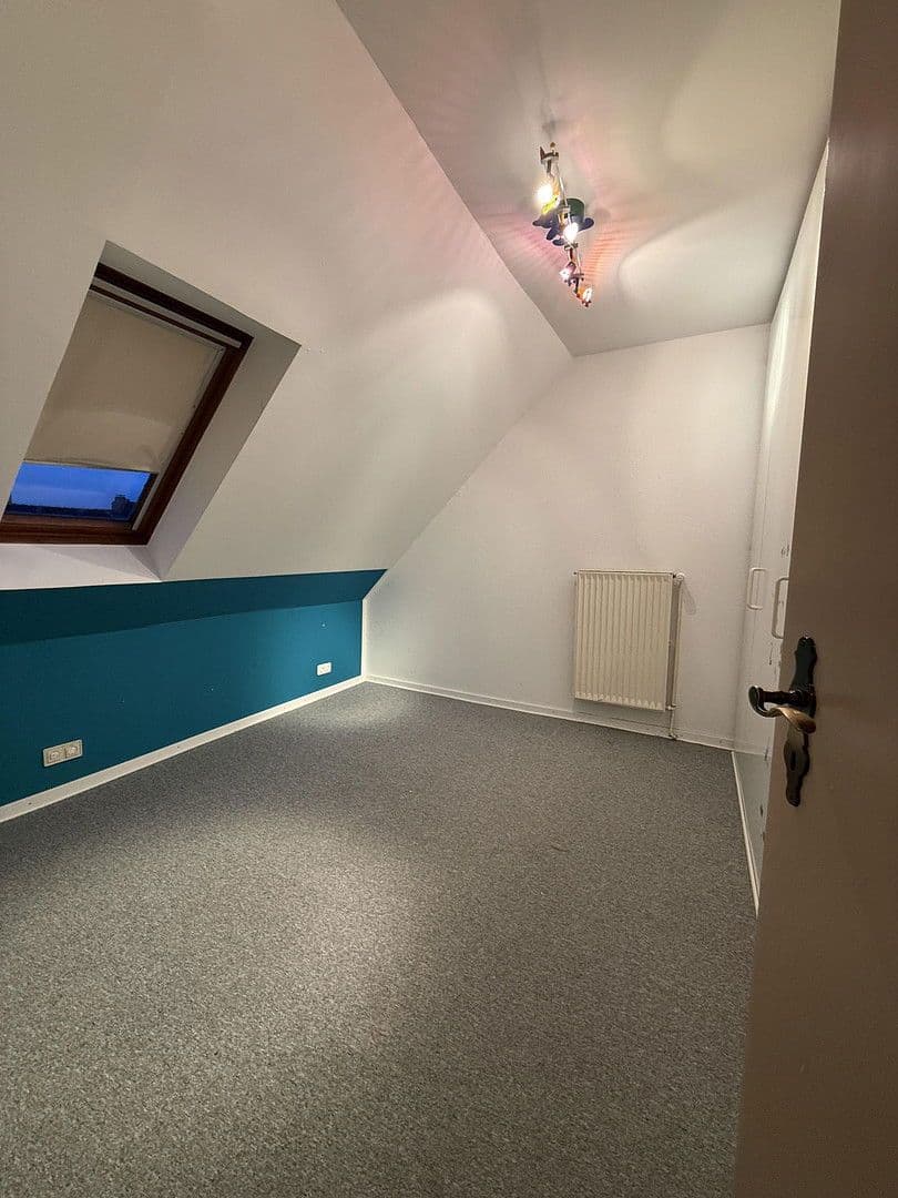 Prenájom bytu 2-izbový 55 m², Landstraße 47, Barsinghausen, Dolné Sasko Prenájom bytu 2-izbový 55 m², Landstraße 47, Barsinghausen, Dolné Sasko