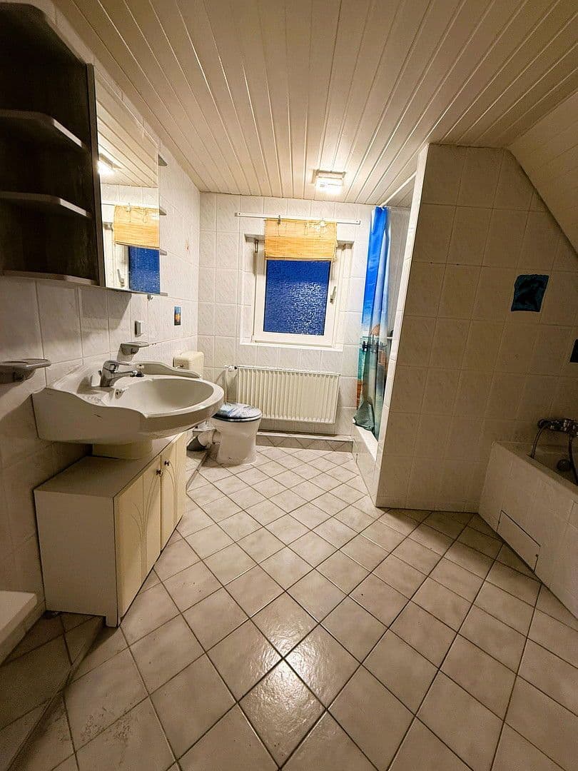 Prenájom bytu 2-izbový 55 m², Landstraße 47, Barsinghausen, Dolné Sasko Prenájom bytu 2-izbový 55 m², Landstraße 47, Barsinghausen, Dolné Sasko