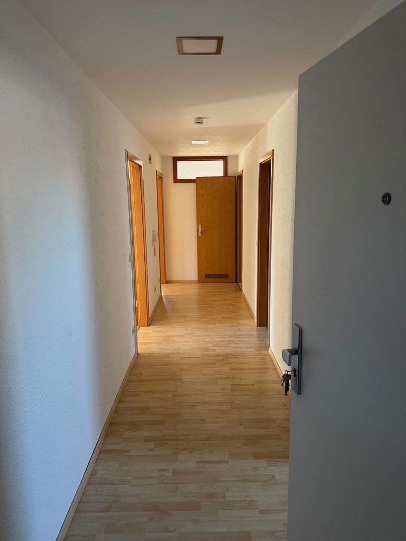 Predaj bytu 3-izbový 83 m², Alte Schulstr. 11, Zimmern ob Rottweil, Bádensko-Wurttembersko Predaj bytu 3-izbový 83 m², Alte Schulstr. 11, Zimmern ob Rottweil, Bádensko-Wurttembersko