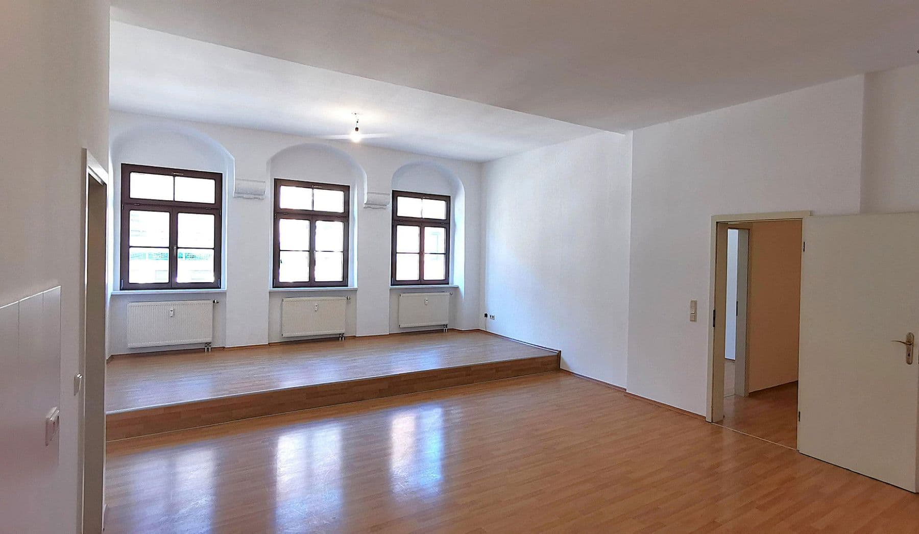 Prenájom bytu 3-izbový 95 m², Petersstrasse 23, Freiberg, Sasko Prenájom bytu 3-izbový 95 m², Petersstrasse 23, Freiberg, Sasko