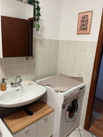 Prenájom bytu 1-izbový 36 m², Flensburger Str. 46, Wuppertal, Severné Porýnie - Westfálsko Prenájom bytu 1-izbový 36 m², Flensburger Str. 46, Wuppertal, Severné Porýnie - Westfálsko