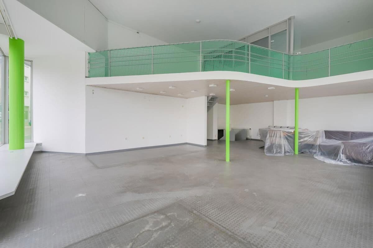 Prenájom nebytového priestoru 836 m², Durlacherstraße 70 & 72, Pforzheim, Bádensko-Wurttembersko Prenájom nebytového priestoru 836 m², Durlacherstraße 70 & 72, Pforzheim, Bádensko-Wurttembersko