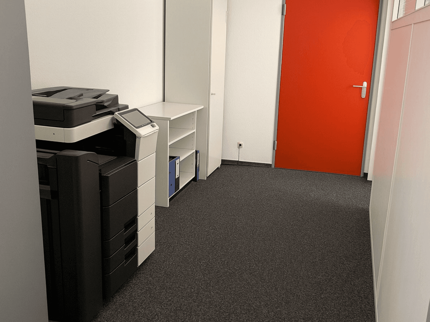 Prenájom kancelárie 166 m², Giengen an der Brenz, Bádensko-Wurttembersko Prenájom kancelárie 166 m², Giengen an der Brenz, Bádensko-Wurttembersko