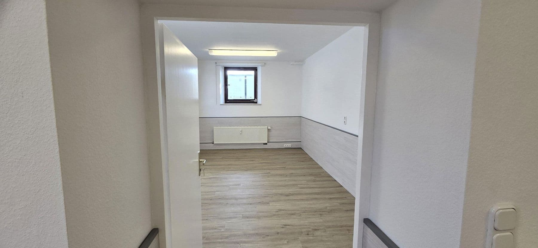 Prenájom kancelárie 38 m², Starnberg, Bavorsko Prenájom kancelárie 38 m², Starnberg, Bavorsko