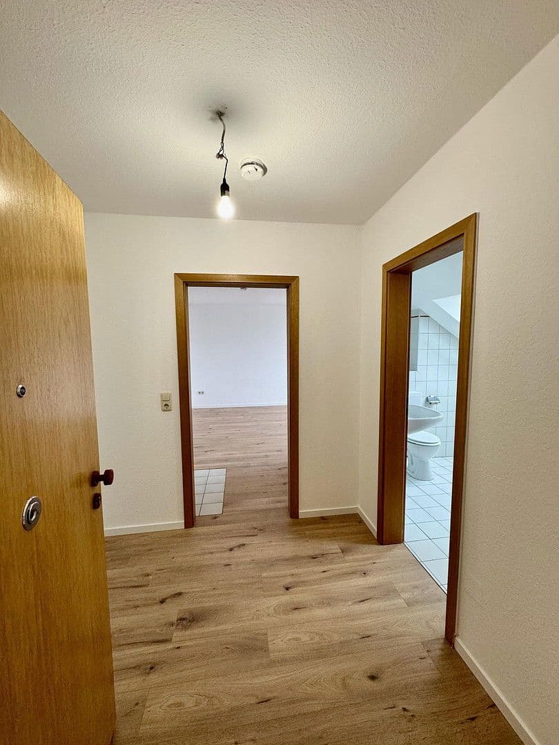 Prenájom bytu 1-izbový 30 m², Kassel, Hesensko Prenájom bytu 1-izbový 30 m², Kassel, Hesensko