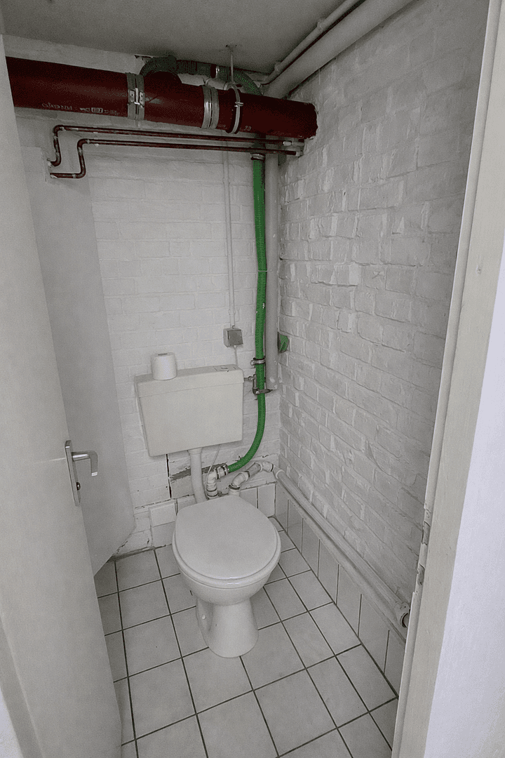 Prenájom kancelárie 65 m², Ringbahnstr. 27, Berlin, Berlín Prenájom kancelárie 65 m², Ringbahnstr. 27, Berlin, Berlín