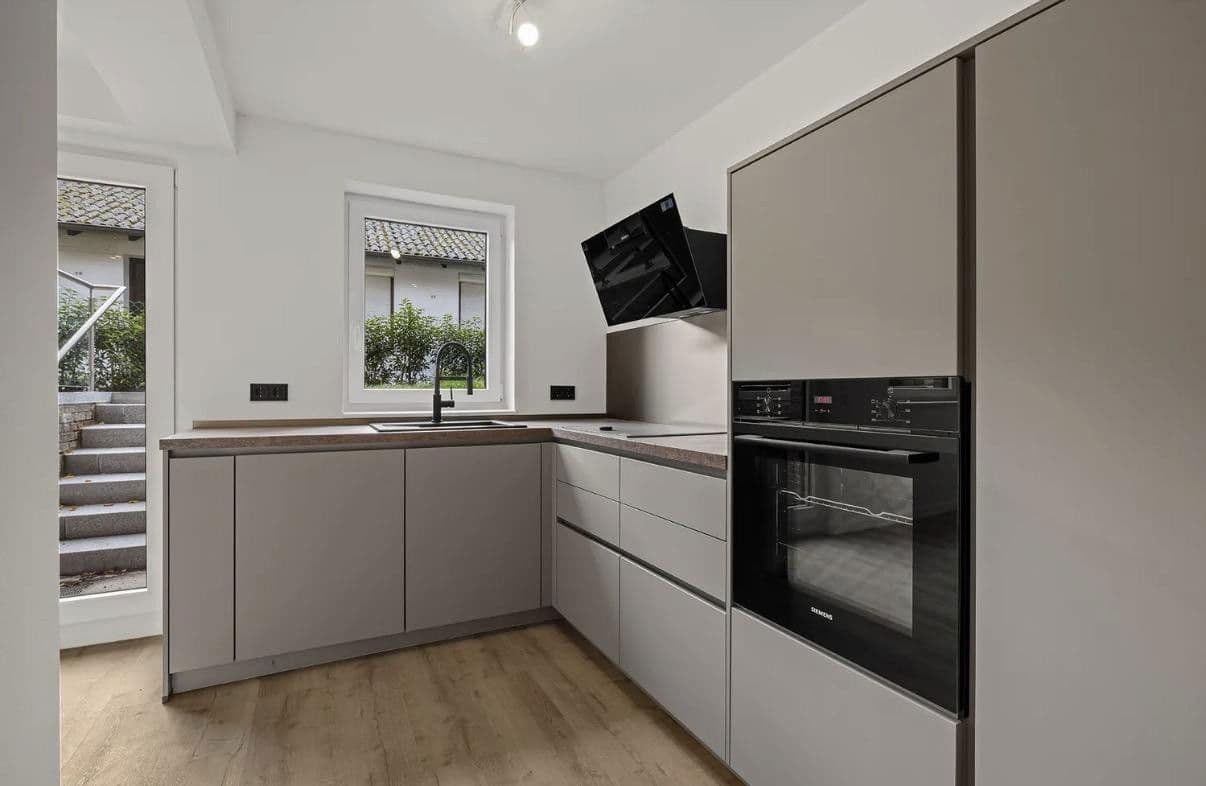 Prenájom bytu 2-izbový 99 m², Lindenallee 3, Scharbeutz, Šlezvicko-Holštajnsko Prenájom bytu 2-izbový 99 m², Lindenallee 3, Scharbeutz, Šlezvicko-Holštajnsko