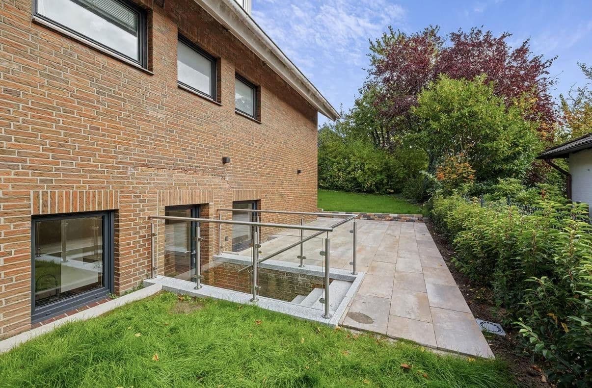 Prenájom bytu 2-izbový 99 m², Lindenallee 3, Scharbeutz, Šlezvicko-Holštajnsko Prenájom bytu 2-izbový 99 m², Lindenallee 3, Scharbeutz, Šlezvicko-Holštajnsko