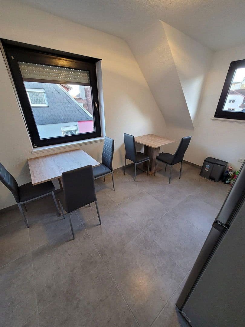 Predaj domu 190 m², pozemek 115 m², Kaiserslautern, Porýnie-Falcko Predaj domu 190 m², pozemek 115 m², Kaiserslautern, Porýnie-Falcko