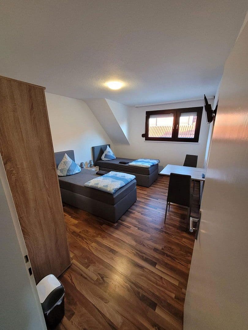 Predaj domu 190 m², pozemek 115 m², Kaiserslautern, Porýnie-Falcko Predaj domu 190 m², pozemek 115 m², Kaiserslautern, Porýnie-Falcko