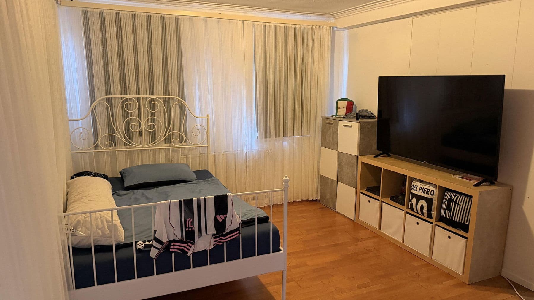 Predaj domu 408 m², pozemek 362 m², Weilheim, Bádensko-Wurttembersko Predaj domu 408 m², pozemek 362 m², Weilheim, Bádensko-Wurttembersko