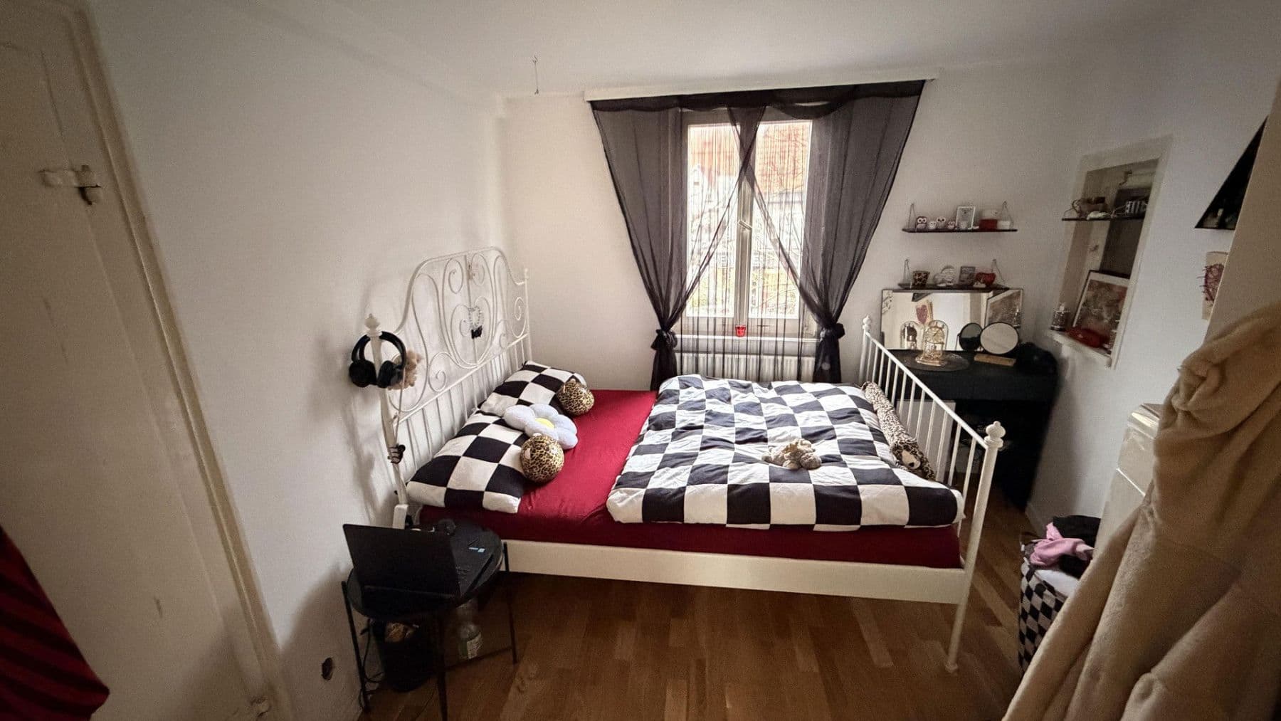 Predaj domu 408 m², pozemek 362 m², Weilheim, Bádensko-Wurttembersko Predaj domu 408 m², pozemek 362 m², Weilheim, Bádensko-Wurttembersko