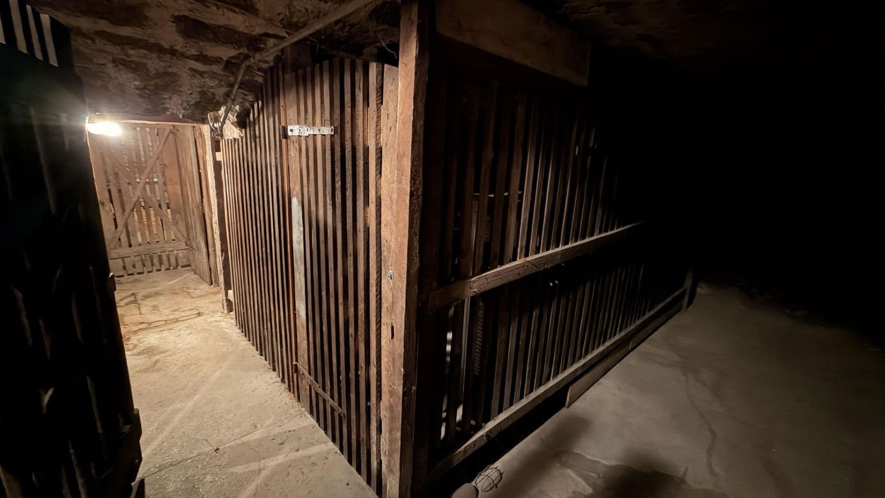 Predaj domu 408 m², pozemek 362 m², Weilheim, Bádensko-Wurttembersko Predaj domu 408 m², pozemek 362 m², Weilheim, Bádensko-Wurttembersko