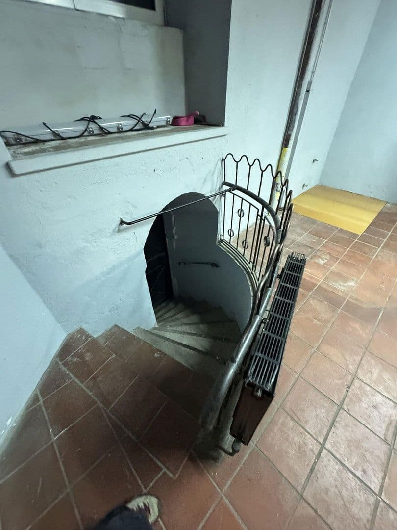 Prenájom nebytového priestoru 70 m², Innsbruck, Tirolsko Prenájom nebytového priestoru 70 m², Innsbruck, Tirolsko