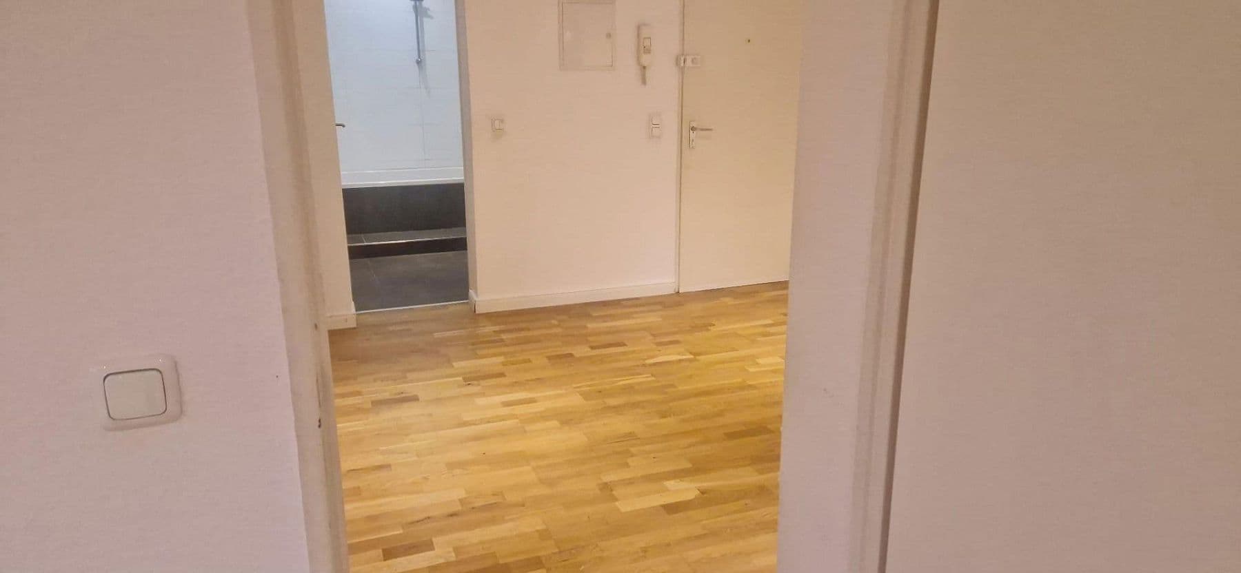 Prenájom bytu 3-izbový 69 m², Am Forsthaus Gravenbruch 53, Neu-Isenburg, Hesensko Prenájom bytu 3-izbový 69 m², Am Forsthaus Gravenbruch 53, Neu-Isenburg, Hesensko