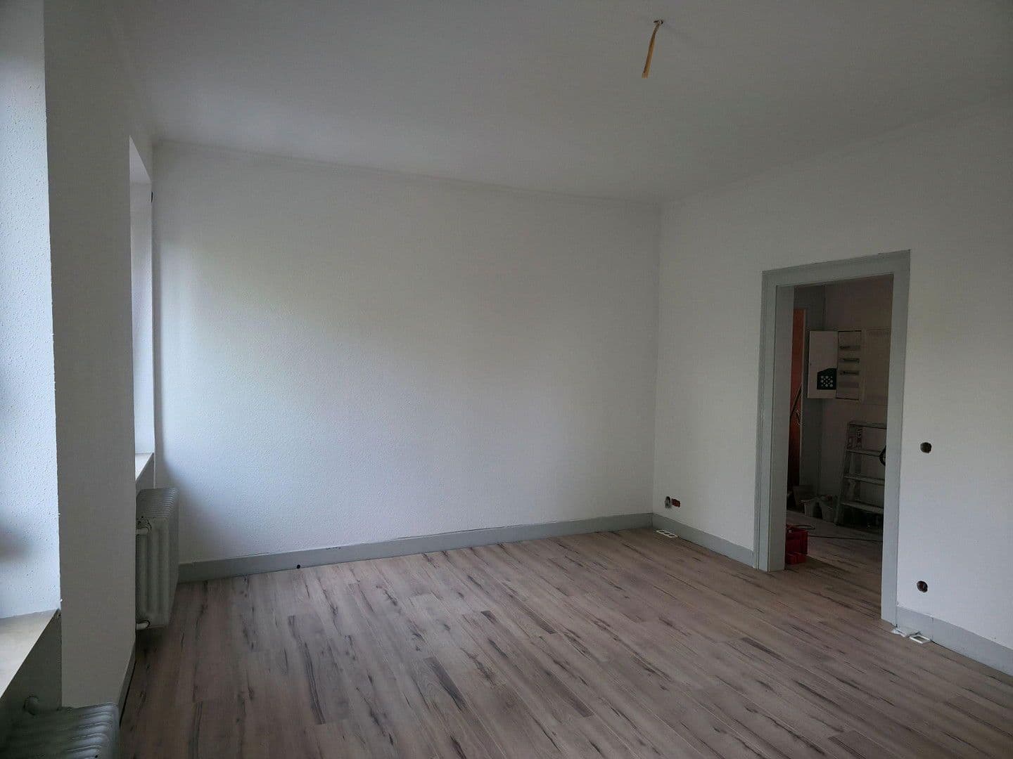 Prenájom bytu 5-izbový 105 m², Ellwangen (Jagst), Bádensko-Wurttembersko Prenájom bytu 5-izbový 105 m², Ellwangen (Jagst), Bádensko-Wurttembersko