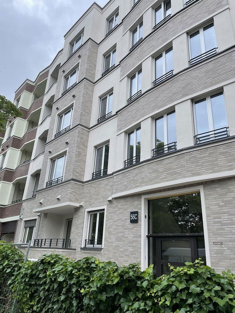 Prenájom bytu 2-izbový 78 m², Wiesbadener Strasse 56 D, Berlin, Berlín Prenájom bytu 2-izbový 78 m², Wiesbadener Strasse 56 D, Berlin, Berlín