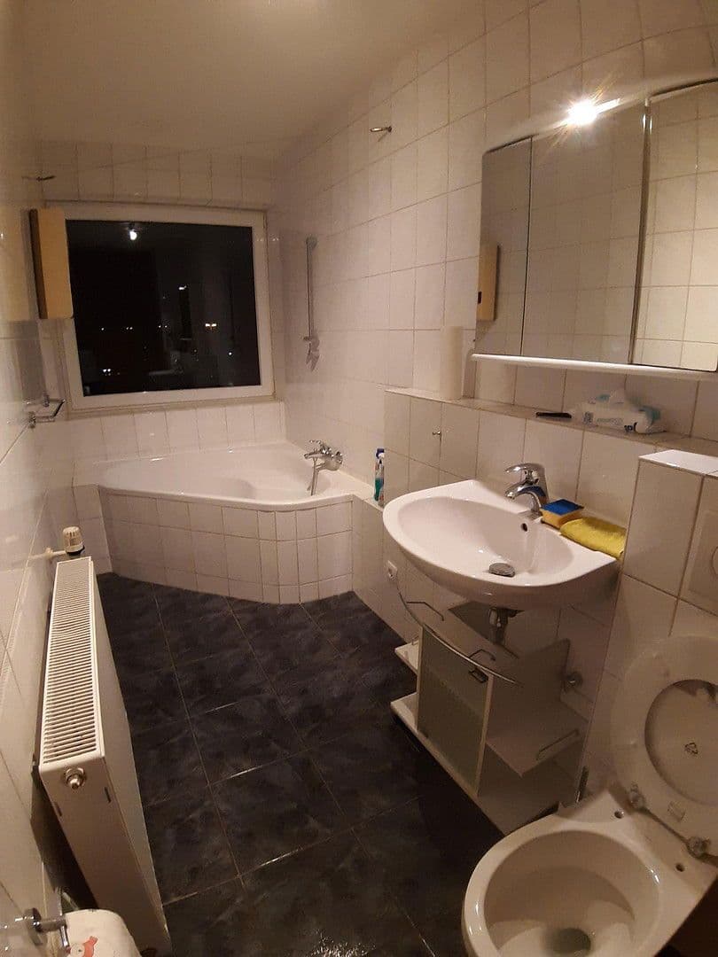 Prenájom bytu 1-izbový 38 m², Holtwiesche 23, Gelsenkirchen, Severné Porýnie - Westfálsko Prenájom bytu 1-izbový 38 m², Holtwiesche 23, Gelsenkirchen, Severné Porýnie - Westfálsko