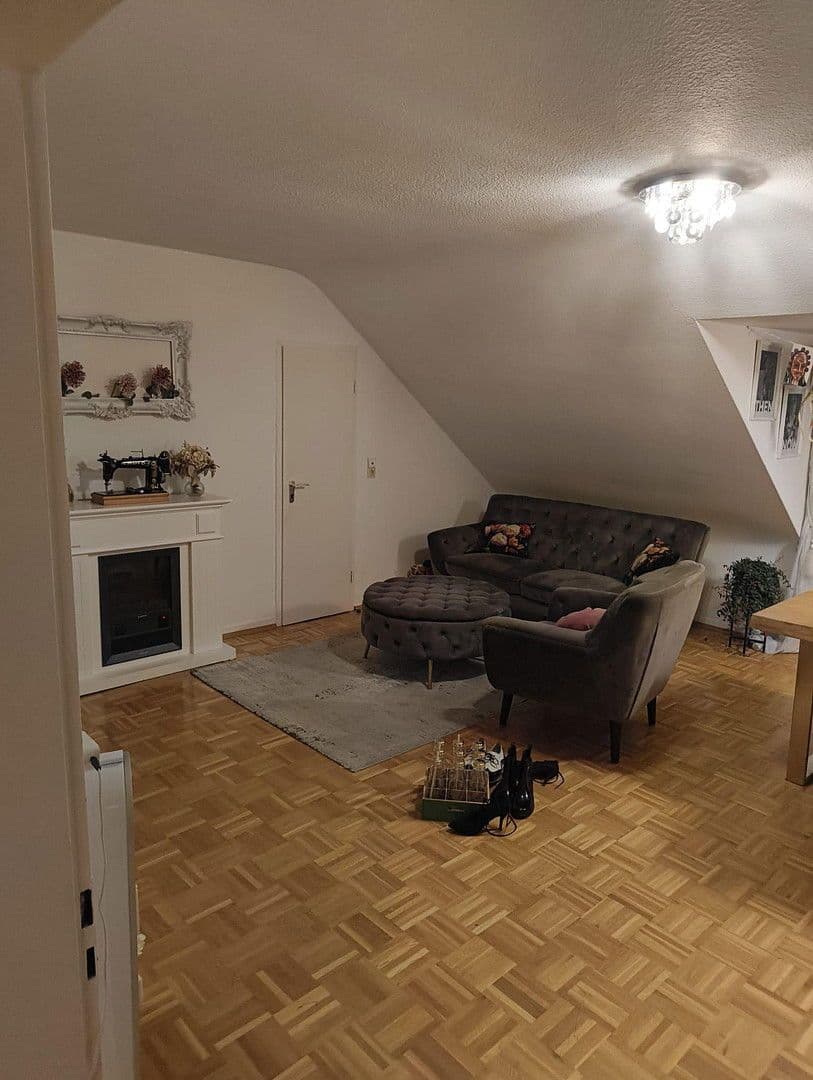 Prenájom bytu 3-izbový 80 m², Römerstr. 41, Villingen-Schwenningen, Bádensko-Wurttembersko Prenájom bytu 3-izbový 80 m², Römerstr. 41, Villingen-Schwenningen, Bádensko-Wurttembersko