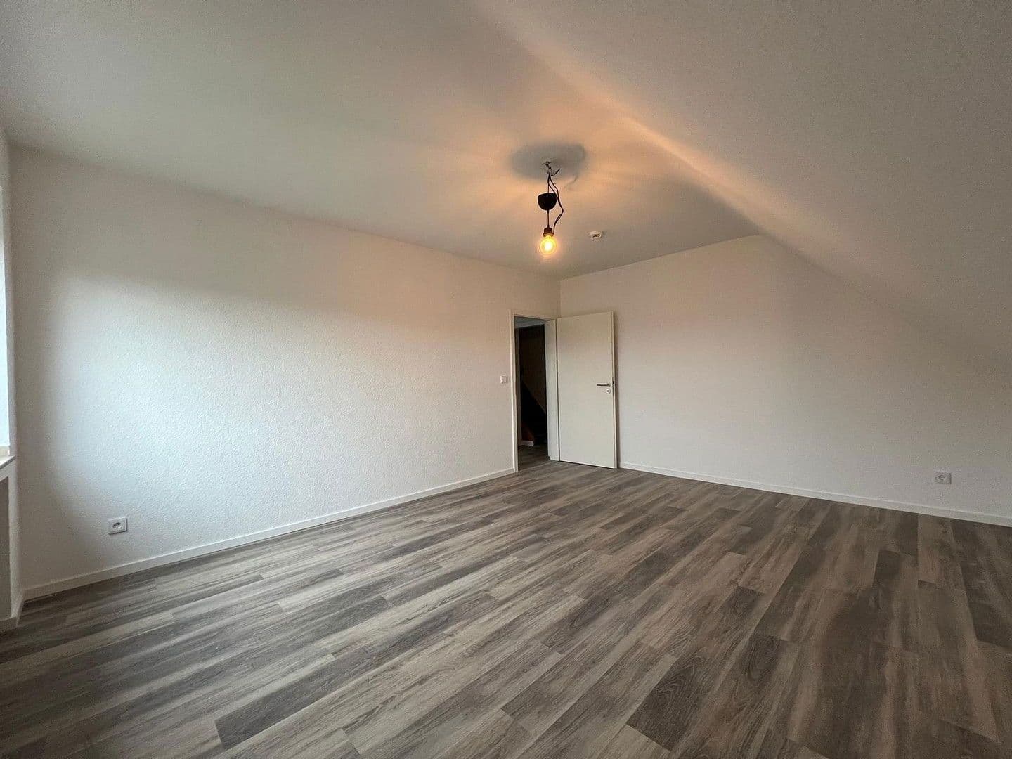 Prenájom bytu 3-izbový 79 m², Otto-Ottsen-Str. 65, Moers, Severné Porýnie - Westfálsko Prenájom bytu 3-izbový 79 m², Otto-Ottsen-Str. 65, Moers, Severné Porýnie - Westfálsko