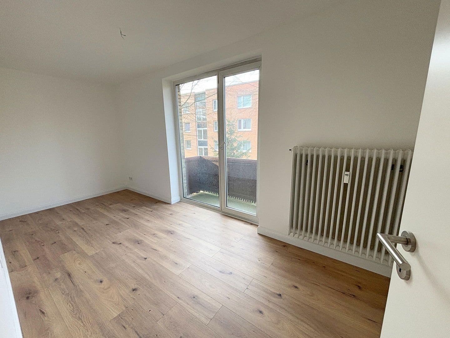 Predaj bytu 5-izbový 85 m², Hamburg, Hamburg Predaj bytu 5-izbový 85 m², Hamburg, Hamburg