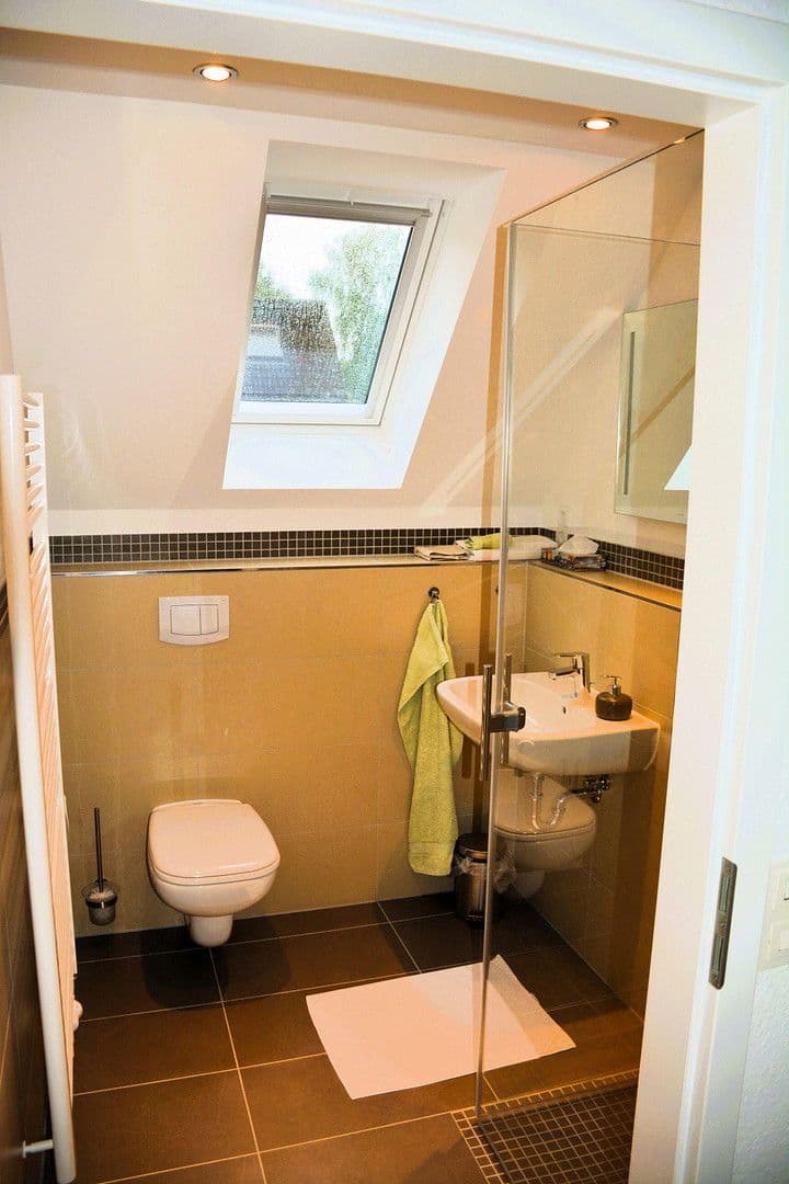 Predaj domu 129 m², pozemek 500 m², Berlin, Berlín Predaj domu 129 m², pozemek 500 m², Berlin, Berlín