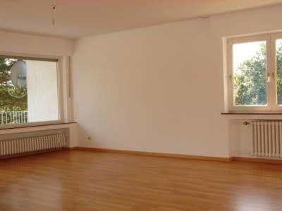 Prenájom bytu 4-izbový 106 m², Kuhstr. 11b, Wachtberg, Severné Porýnie - Westfálsko Prenájom bytu 4-izbový 106 m², Kuhstr. 11b, Wachtberg, Severné Porýnie - Westfálsko