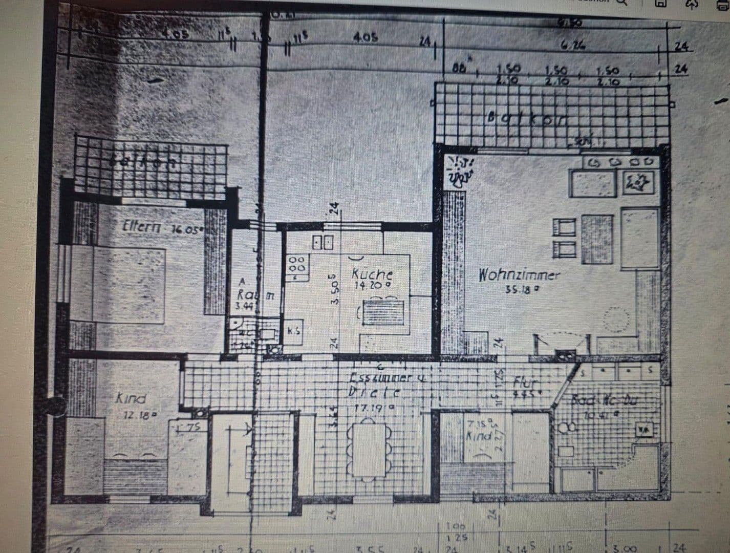 Prenájom bytu 4-izbový 120 m², Buchen (Odenwald), Bádensko-Wurttembersko Prenájom bytu 4-izbový 120 m², Buchen (Odenwald), Bádensko-Wurttembersko